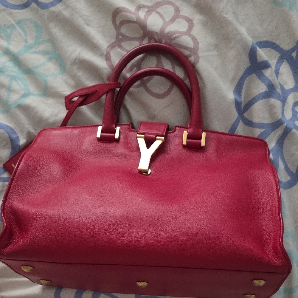 Elegant Red Leather Handbag